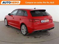 Usado Audi A3 S-Line 116 CV (85 kW) 2018 Rojo Berlina
