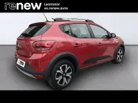Usado Dacia Sandero Stepway 90 CV (66 kW) 2021 Rojo Berlina