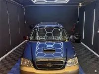 Usado Kia Carnival EX 144 CV (105 kW) 2004 Azul Monovolumen