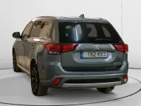 Usado Mitsubishi Outlander P-HEV 203 CV (149 kW) 2018 Gris SUV