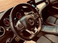 Usado Mercedes GLA180 122 CV (89 kW) 2019 Negro SUV