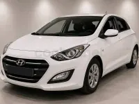 Usado Hyundai i30 100 CV (73 kW) 2016 Blanco Berlina