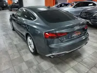 Usado Audi A5 Sportback S-Line 150 CV (110 kW) 2022 Gris Utilitario