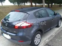 Usado Renault Mégane Intens 115 CV (84 kW) 2016 Gris / plata Berlina
