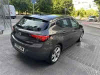Usado Opel Astra Dynamic 125 CV (91 kW) 2016 Beige Berlina