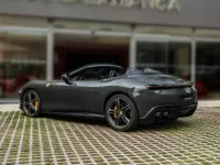 Nuevo Ferrari Roma 620 CV (456 kW) 2026 Gris metalizado Descapotable