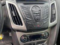 Begagnad Ford Focus Trend 115 HK (84 kW) 2012 Grå