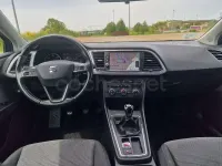 Begagnad Seat Leon Style 115 HK (84 kW) 2017 Blå Sedan