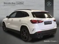 Usado Mercedes GLA200 AMG line 150 CV (110 kW) 2024 Blanco SUV