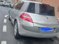 Usado Renault Mégane 85 CV (62 kW) 2007 Gris / plata Berlina