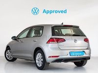 Usado VW Golf VII Business 115 CV (84 kW) 2019 Gris / plata Berlina