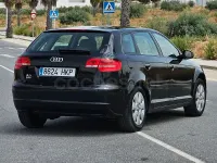 Usado Audi A3 Attraction 105 CV (77 kW) 2013 Negro Berlina