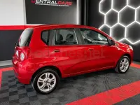 Usado Chevrolet Aveo LS 101 CV (74 kW) 2011 Granate Berlina