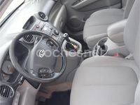 Usado Kia Carens 140 CV (102 kW) 2007 Negro Monovolumen