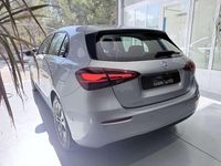 Usado Mercedes A200 Advanced 163 CV (119 kW) 2024 Plateado Utilitario