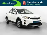 Usado Kia Stonic 84 CV (61 kW) 2023 Blanco SUV