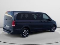 Begagnad Mercedes V220 163 HK (119 kW) 2022 Minibuss