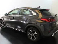 Usado Kia XCeed 141 CV (103 kW) 2023 Gris SUV