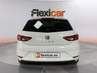 Usado Seat Leon Style 115 CV (84 kW) 2019 Blanco Berlina