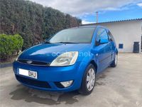 Usado Ford Fiesta 80 CV (58 kW) 2005 Azul Utilitario