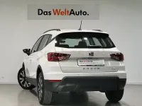 Usado Seat Arona Style 90 CV (66 kW) 2021 Blanco SUV