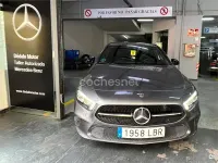 Usado Mercedes A180 109 CV (80 kW) 2019 Gris / plata Berlina