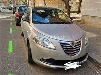 Usado Lancia Ypsilon Platinum 69 CV (50 kW) 2012 Gris / plata Utilitario
