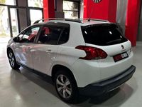 Usado Peugeot 2008 Access 82 CV (60 kW) 2014 Blanco SUV