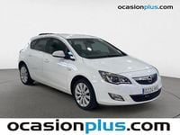 Usado Opel Astra Enjoy 140 CV (102 kW) 2011 Blanco Berlina