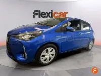Usado Toyota Yaris Hybrid Business Edition 116 CV (85 kW) 2020 Azul Berlina