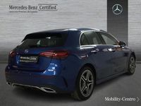 Usado Mercedes A180 AMG line 116 CV (85 kW) 2024 Azul espectra Utilitario