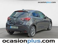 Usado Mazda 2 Luxury 90 CV (66 kW) 2017 Gris Utilitario