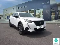 Usado Peugeot 2008 Active 110 CV (80 kW) 2021 Blanco SUV