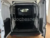 Używany Fiat Doblò 90 KM (66 kW) 2012 Biały Minivan