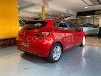 Usado Renault Clio V Intens 140 CV (102 kW) 2021 Rojo Berlina
