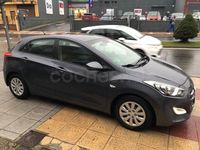 Usado Hyundai i30 90 CV (66 kW) 2017 Gris / plata Berlina