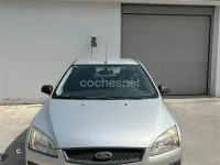 Usado Ford Focus Cabriolet Trend 136 CV (100 kW) 2007 Gris / plata Descapotable