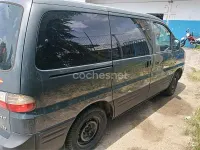 Usado Hyundai H-1 140 CV (102 kW) 2005 Gris / plata Monovolumen
