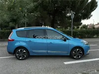 Usado Renault Scénic III Bose Edition 130 CV (95 kW) 2015 Azul Monovolumen