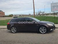 Usado Opel Insignia Sport 160 CV (117 kW) 2011 Marrón Familiar