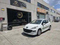 Usado Peugeot 207 Sport 69 CV (50 kW) 2008 Blanco Utilitario