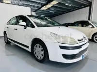 Używany Citroën C4 92 KM (67 kW) 2007 Biały Sedan/Limuzyna