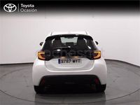 Usado Toyota Yaris Hybrid Active 116 CV (85 kW) 2025 Blanco Berlina