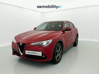 Usado Alfa Romeo Stelvio Ti 210 CV (154 kW) 2022 Rosso alfa SUV