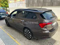 Usado Fiat Tipo Lounge 120 CV (88 kW) 2017 Marrón Familiar