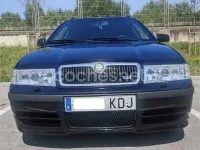 Usado Skoda Octavia RS 180 CV (132 kW) 2004 Negro Familiar