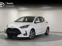 Usado Toyota Yaris Hybrid Active 116 CV (85 kW) 2025 Blanco Berlina