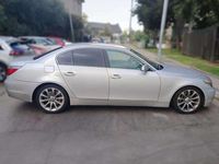 Usado BMW 530 272 CV (200 kW) 2005 Gris Berlina