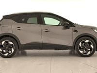 Usado Renault Captur Techno 100 HP (73 kW) 2025 Cinzento SUV