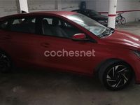 Usado Hyundai i20 100 CV (73 kW) 2022 Rojo Utilitario